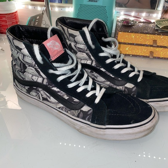 black and white rose vans